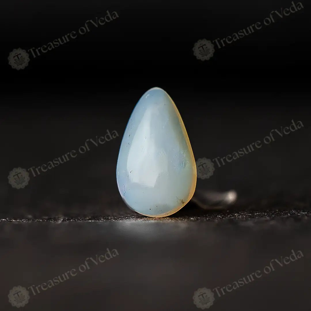 Opal - 2.6 Carats