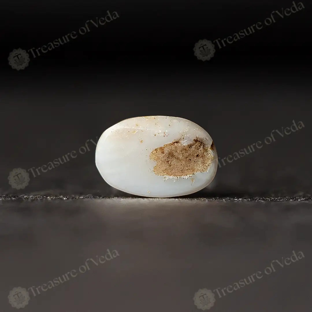 Opal - 3.85 Carats
