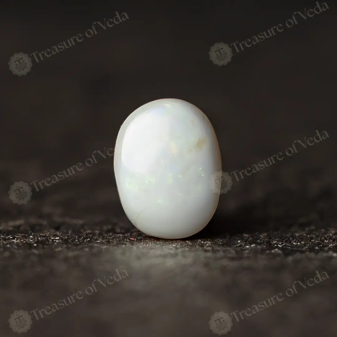 Opal - 3.95 Carats