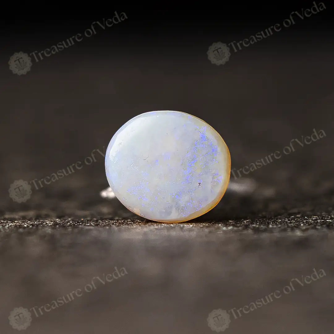 Opal - 2.7 Carats