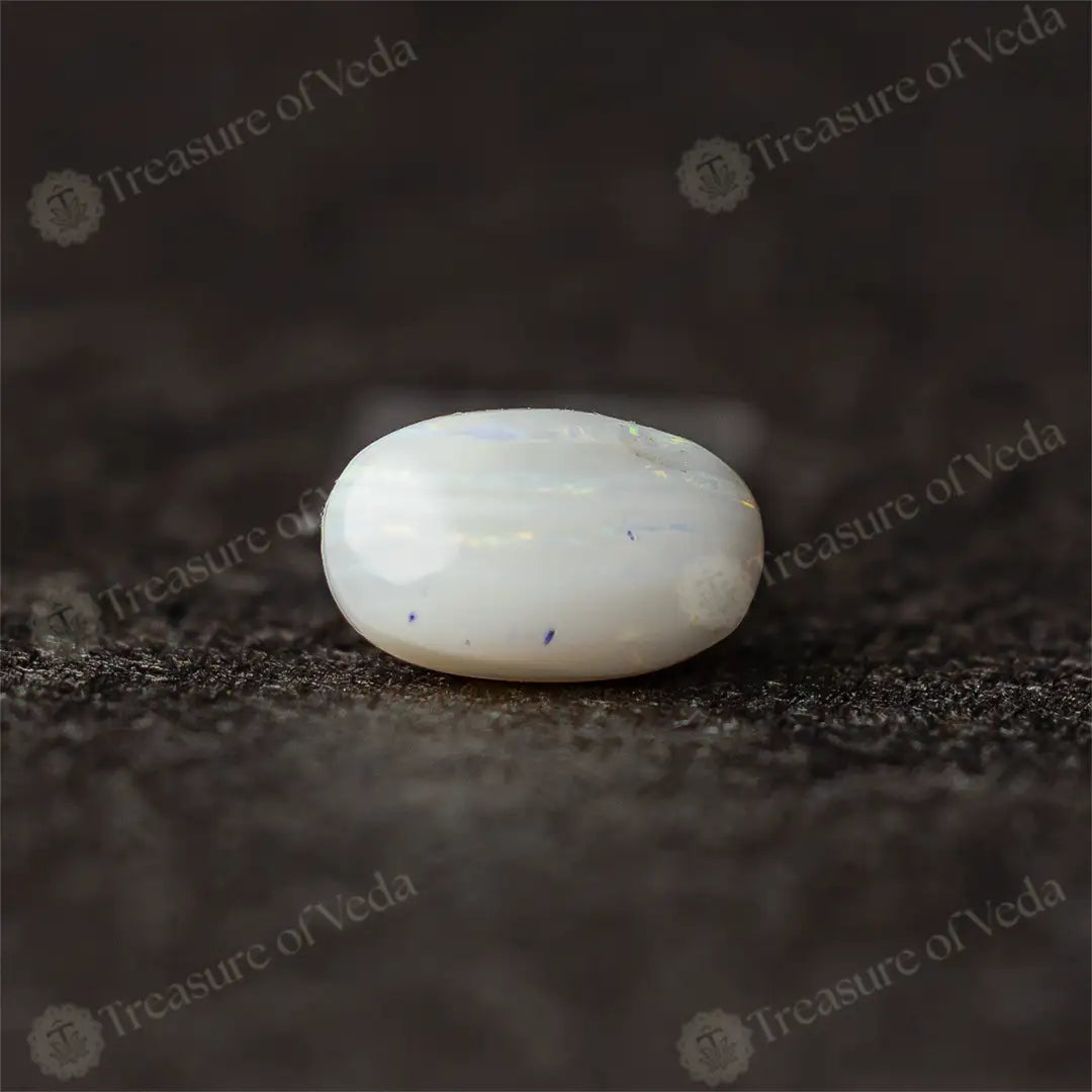 Opal - 2.9 Carats
