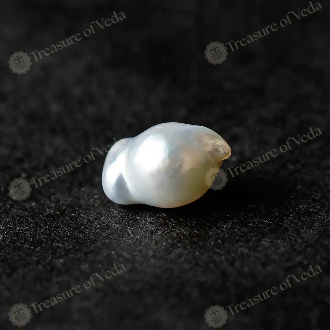 Pearl - 6.85 Carats