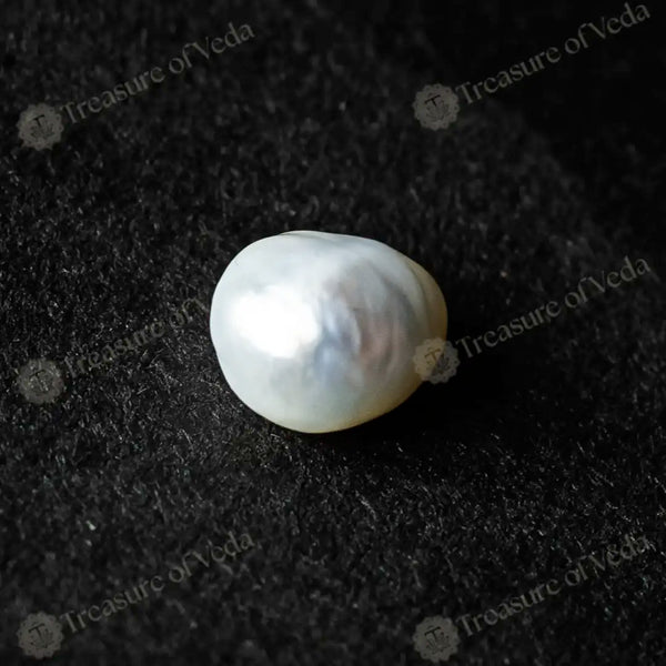 Pearl - 5.5 Carats