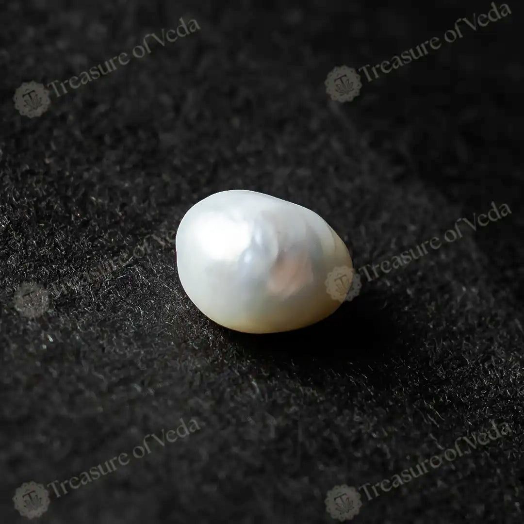 Pearl - 5.5 Carats