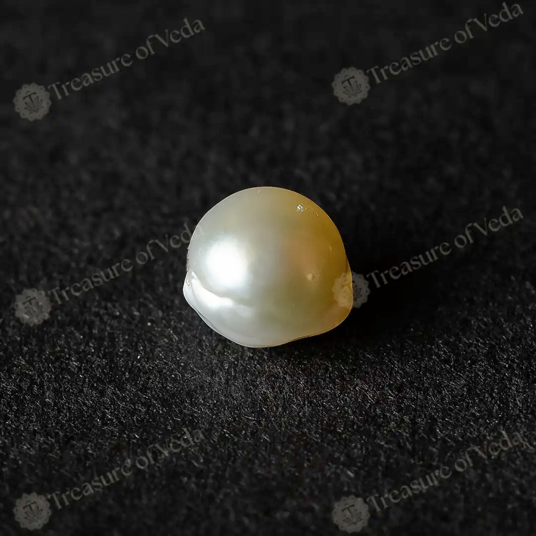 Pearl - 5.6 Carats