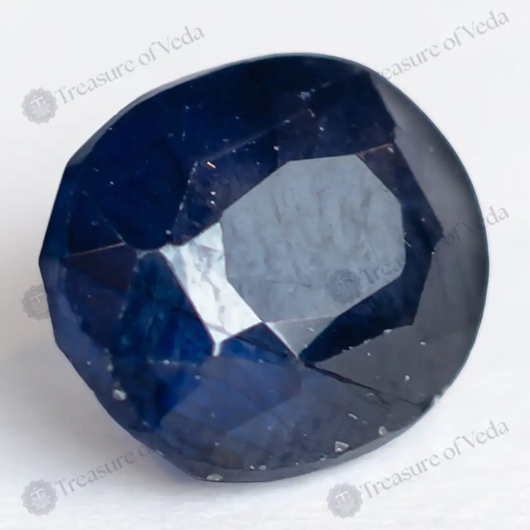 Blue Sapphire - 3.81 Carats