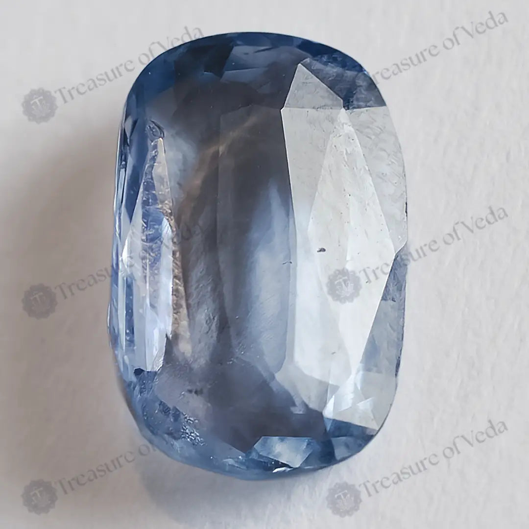 Blue Sapphire - 4.08 Carats