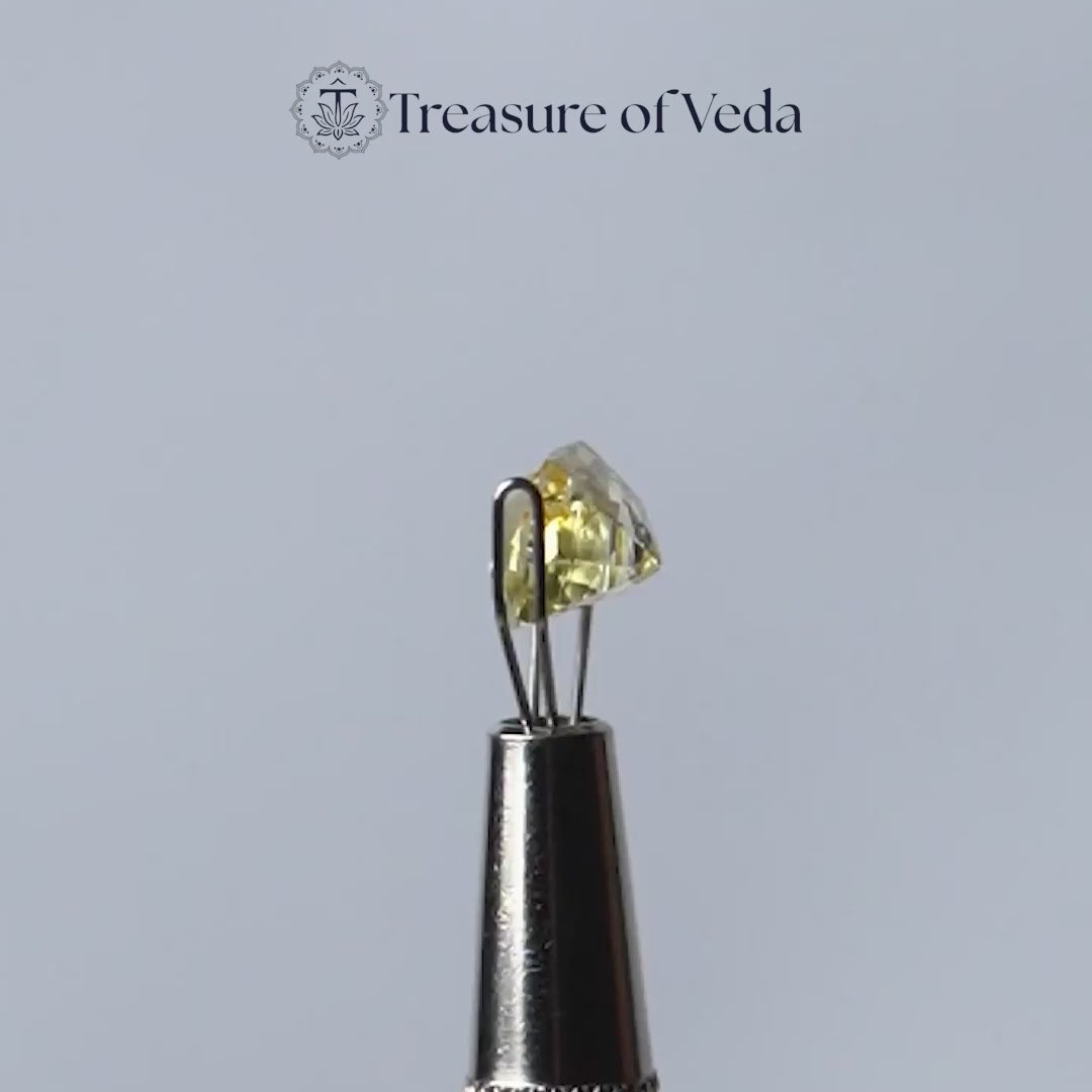 Yellow Sapphire - 3.32 Carats