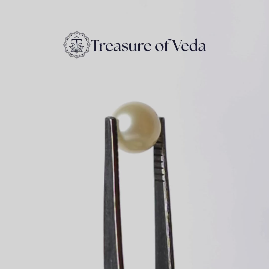 Pearl - 8.05 Carats