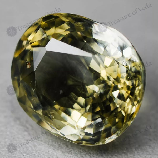 Yellow Sapphire - 4.2 Carats